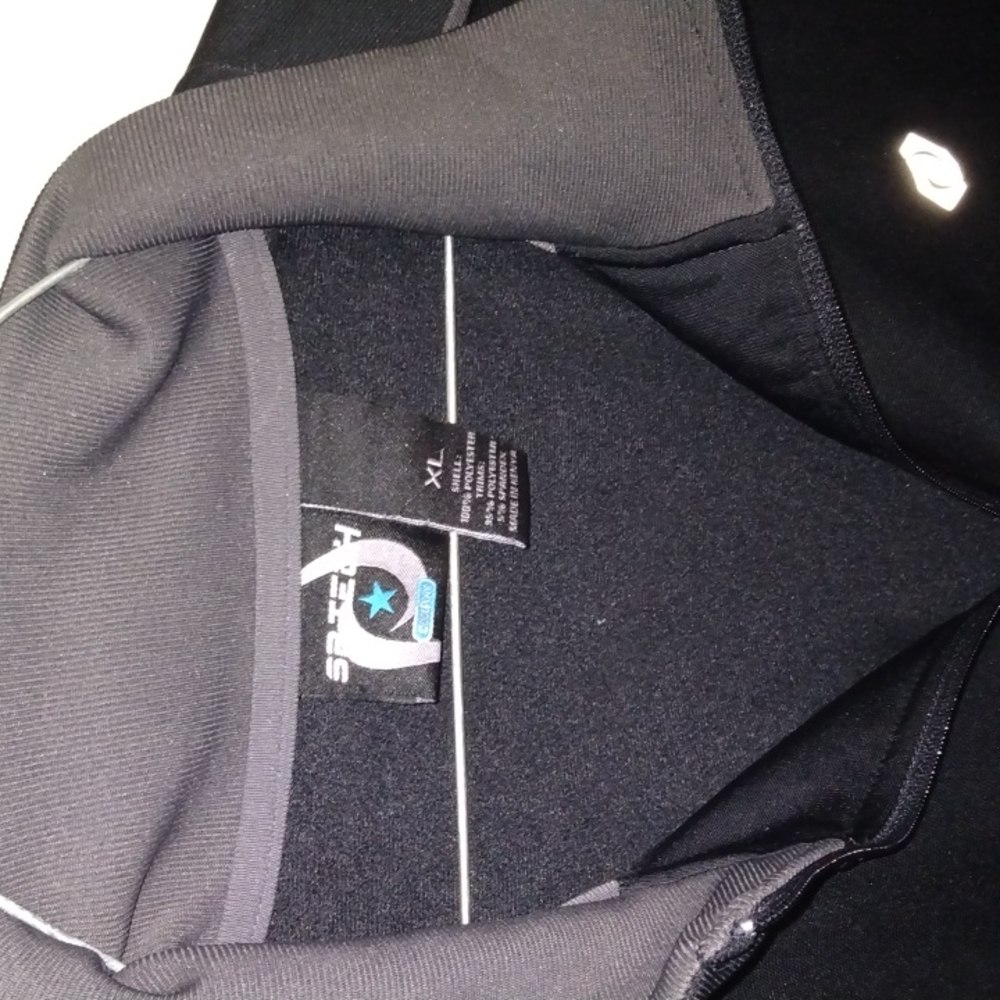 Zip up jacket - Picture 2 of 2